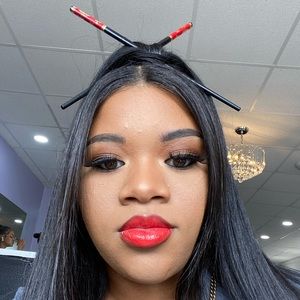Meet your Posher, Chynna